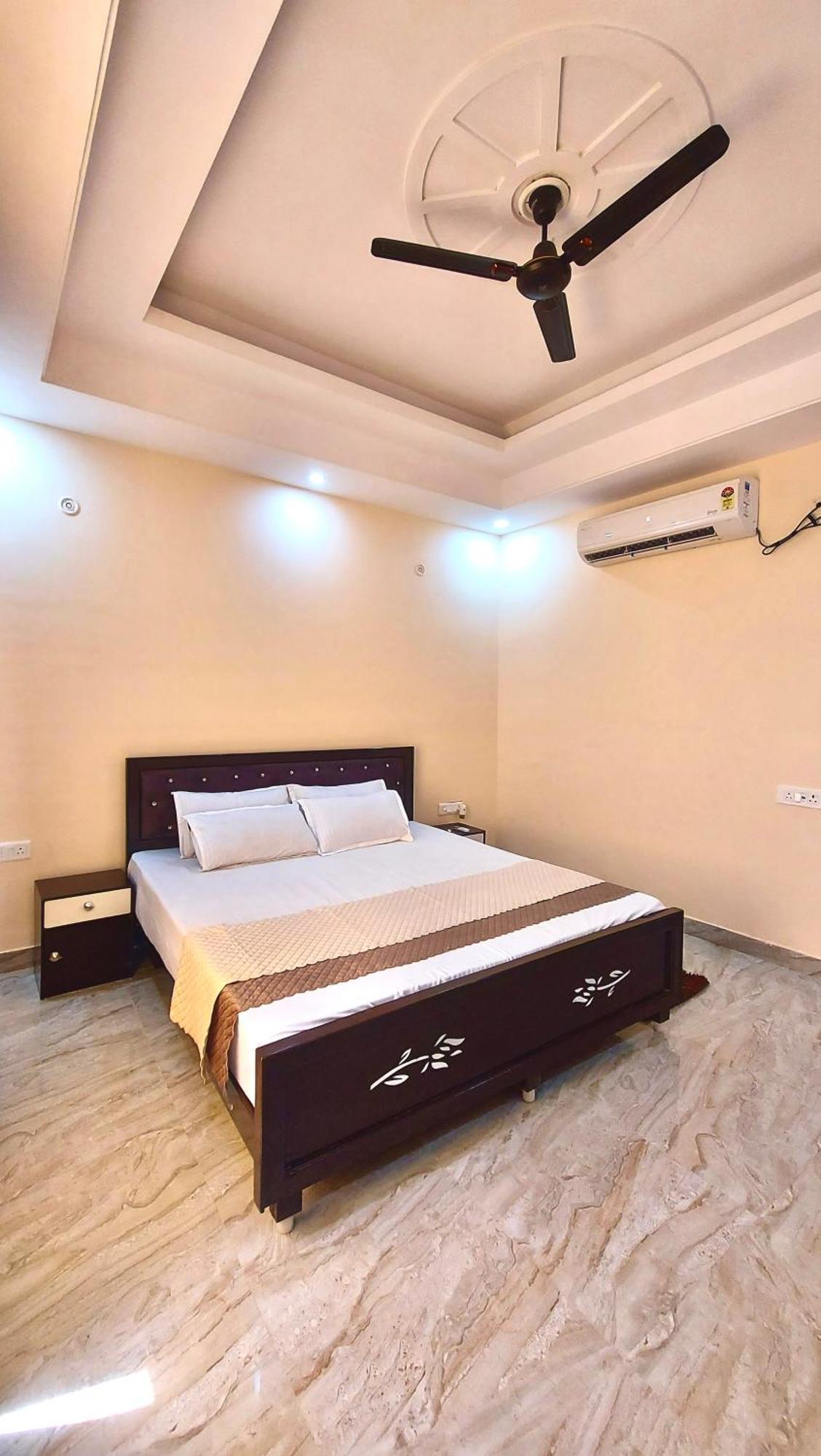 Ramalayam Inn Ayodhya Zewnętrze zdjęcie