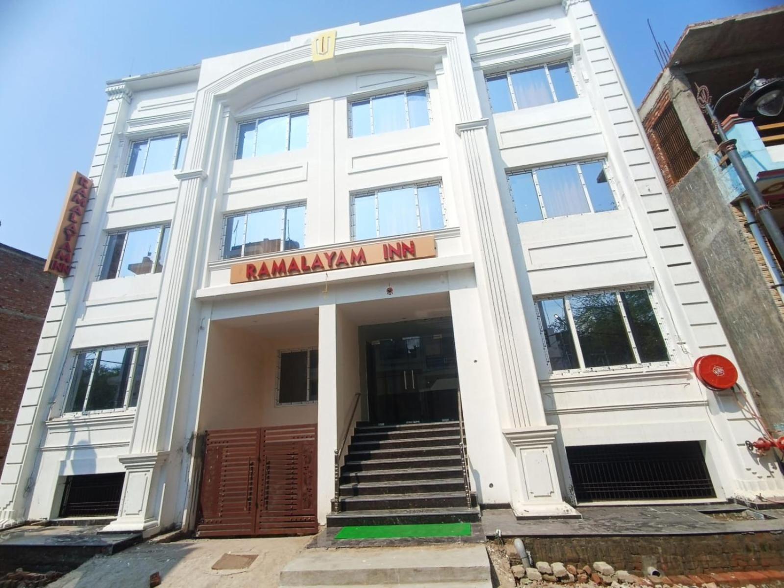 Ramalayam Inn Ayodhya Zewnętrze zdjęcie