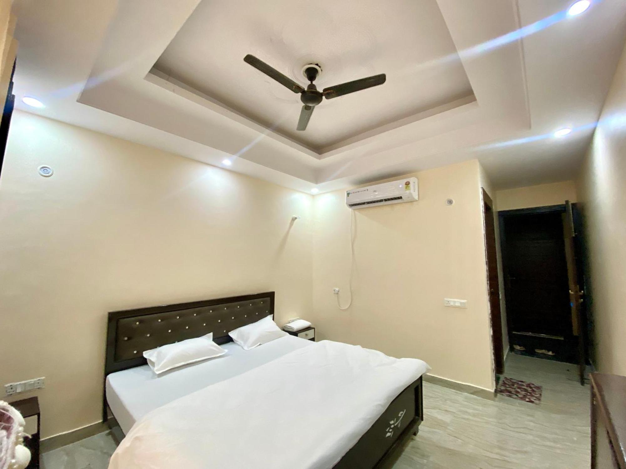 Ramalayam Inn Ayodhya Zewnętrze zdjęcie